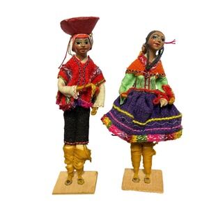 Vintage Peruvian Folk Art Dolls Pair Handmade Wool Figures One Missing Hat